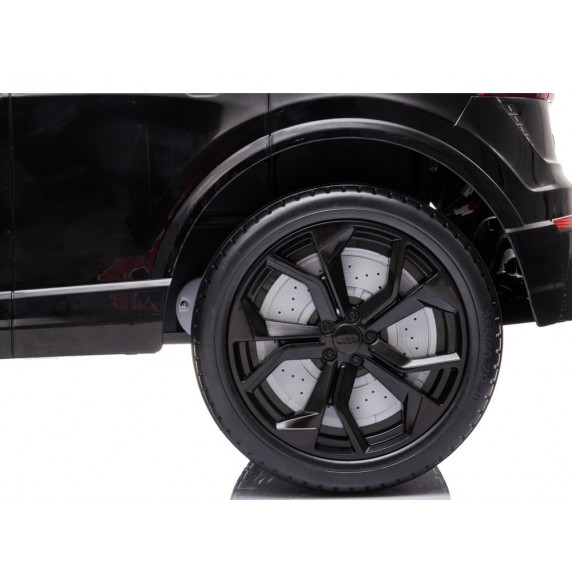 Elektrické autíčko AUDI RS Q8 - čierne