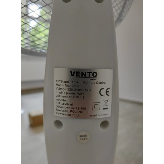 Domáci stojací ventilátor VENTO  40 cm 40 W - biely